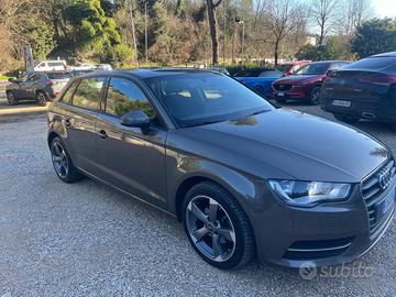 Audi A3 1.6 Diesel - Neopatentati - Automatico