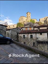 GRAZIOSA ABITAZIONE NEL BORDO MEDIOEVALE DI TRECCH