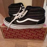 Vans alte donna