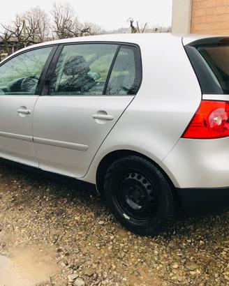Golf 5 2.0 Tdi 140 cv