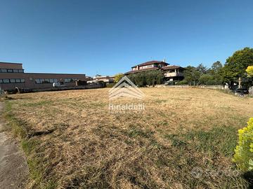 Cerchi un lotto edificabile in zona servita?