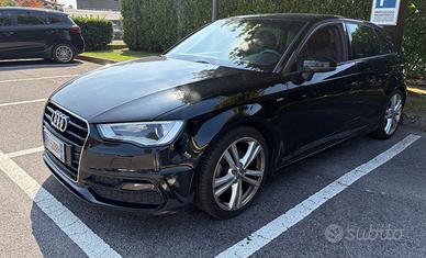 Audi A3 SPB 2.0 TDI 150 CV S-LINE