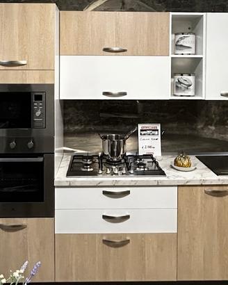 Cucina 5 eletrrodomestici 360 cm
