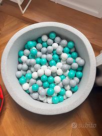 Piscina con palline per bambini