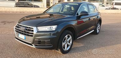 AUDI Q5 2.0 TDI 190 CV quattro S tronic Business S