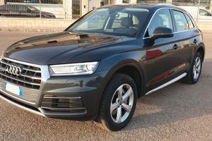 AUDI Q5 2.0 TDI 190 CV quattro S tronic Business S