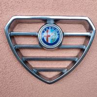 Scudo con logo per Alfa Romeo Giulietta anno 1978