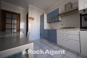 ELEGANTE E SIGNORILE VIA BUDAPEST