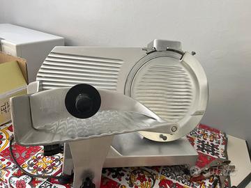 Affettatrice industriale professionale