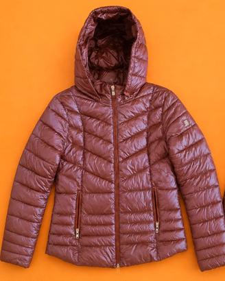 Piumino leggero con cappuccio – colore rosa/malva