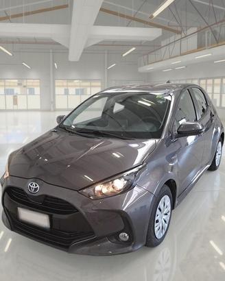 TOYOTA YARIS HYBRID BUSINESS MY20 5 PORTE BERLINA