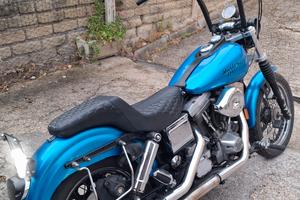 Harley davidson dyna super glide 