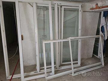 INFISSI IN PVC E ALLUMINIO E TERMOSIFONI