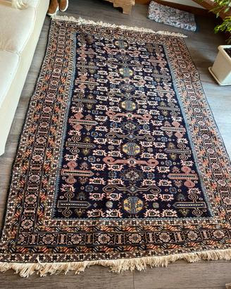 Tappeto di Kaukos tecnica Kilim