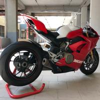 Ducati Panigale v4 s