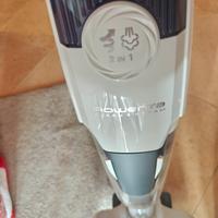 aspirapolvere e lavapavimenti 