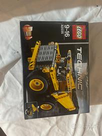 Lego technic 42035 2 in 1  ancora chiuso