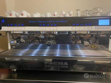 Macchina per caffè professionale