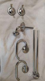 Accessori Bagno - vari (tutti insieme 50 euro)