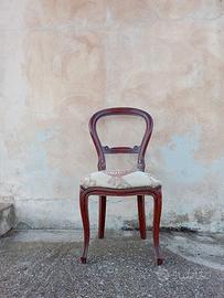 4 Sedie classiche d'epoca con seduta imbottita