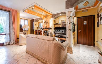 Ampio Trilocale di recente costruzione con giardin