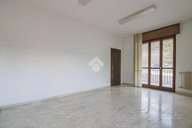 4 LOCALI A LUMEZZANE