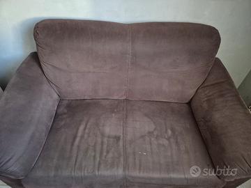 divano 2 posti