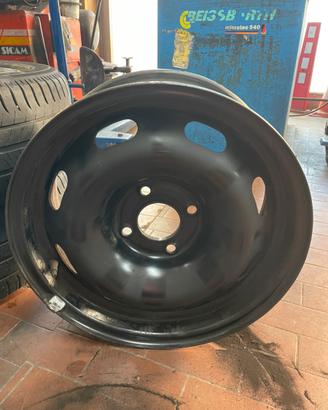 Set 4 Cerchi Ferro 15" Citroën/Peugeot6Jx15 ET23