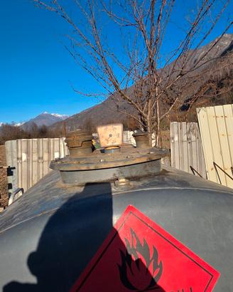 cisterna gasolio 6mila Lt