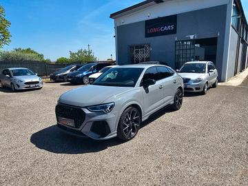 Audi Q3 RS quattro S tronic