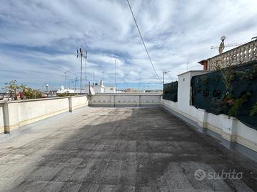 Comodo appartamento in Stabile d'epoca