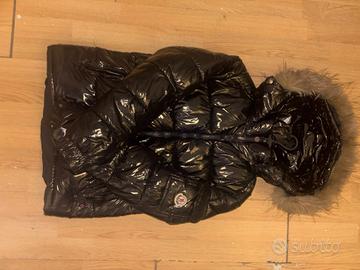 giacca Moncler taglia m con pelliccia 