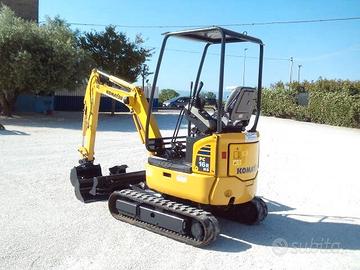 Komatsu PC16R-3HS
