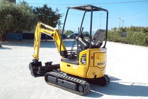 Komatsu PC16R-3HS