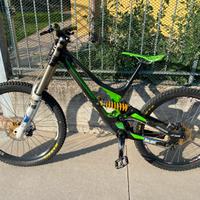 Specialized demo 8