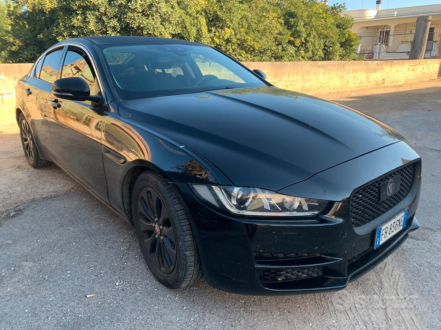 Jaguar XE (X760)