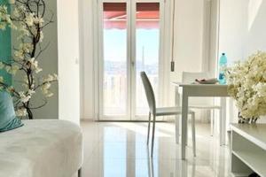 Bilocale ristrutturato fronte mare, Marotta M/4038