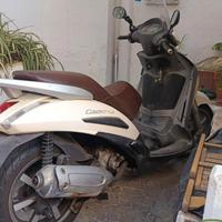Peugeot Geopolis 300 - 2013
