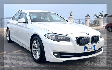 BMW 520d Serie 5 F10 Berlina Business automatica