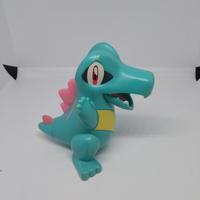 Action figure del personaggio Pokémon Totodile
