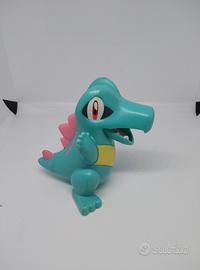 Action figure del personaggio Pokémon Totodile