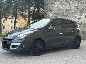 Renault Scenic Scénic X-Mod 1.5 dCi 110CV Dynamiqu