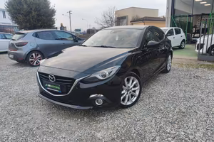 Mazda 3 1.5 SKYACTIVE
