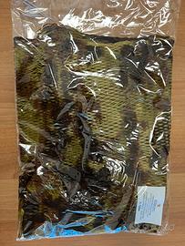 Sciarpa a rete vegetata e calzini