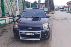 fusion motore 1400 diesel titanium 