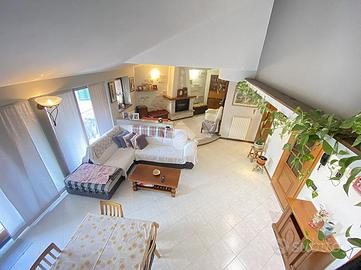 3 LOCALI A CALOLZIOCORTE