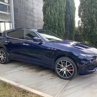 Maserati levante autocarro