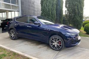 Maserati levante autocarro