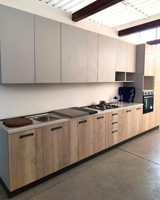Cucina di mostra - prezzo imbattibile, adattabile