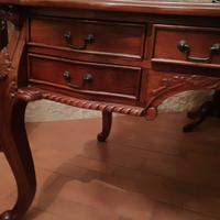 Scrivania o Pezzo d’arredo